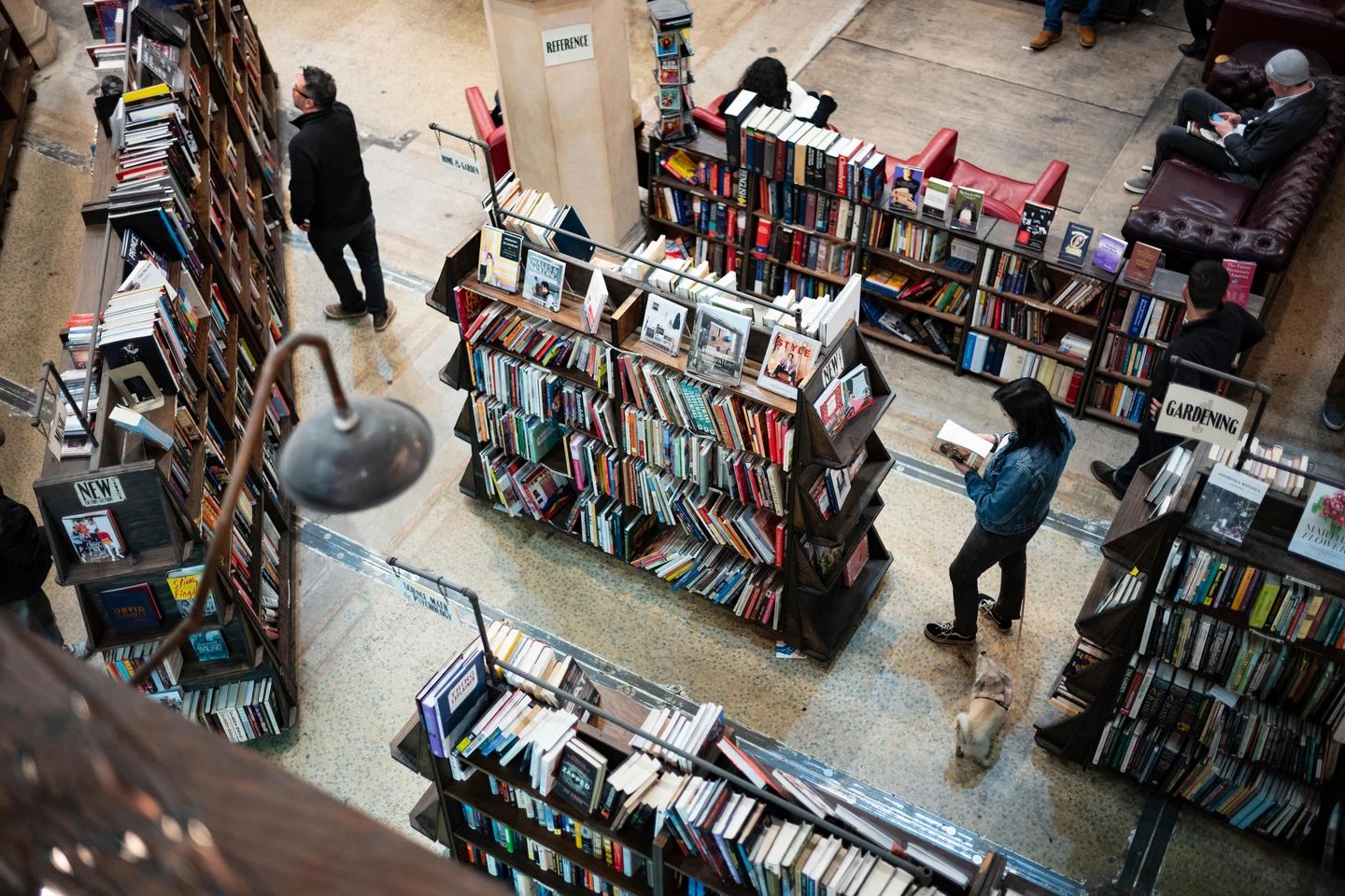 The-Last-Bookstore-online-6