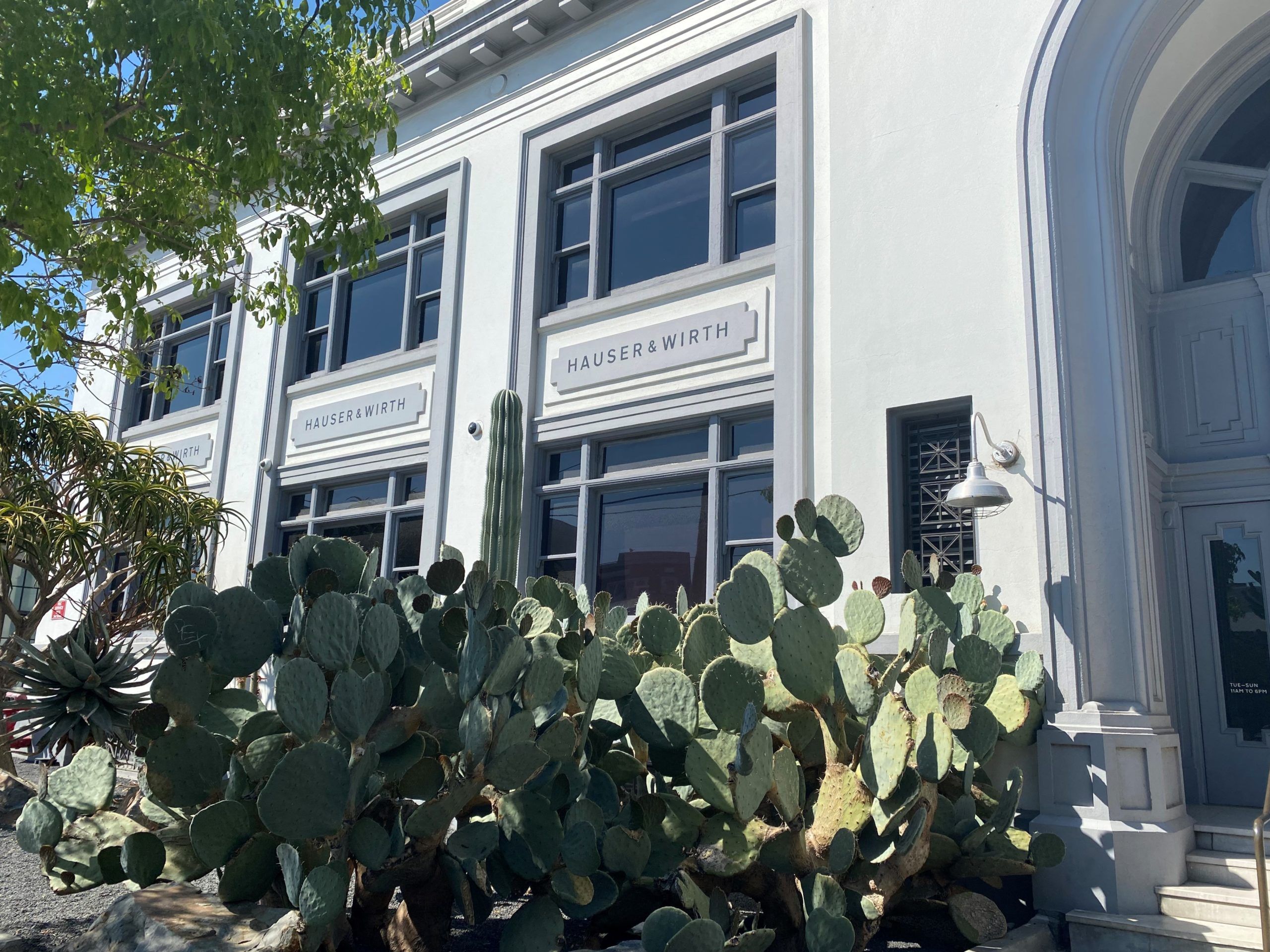 Hauser-Wirth-Gallery-personal-15