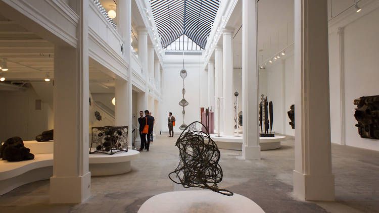 Hauser-Wirth-Gallery-online-2