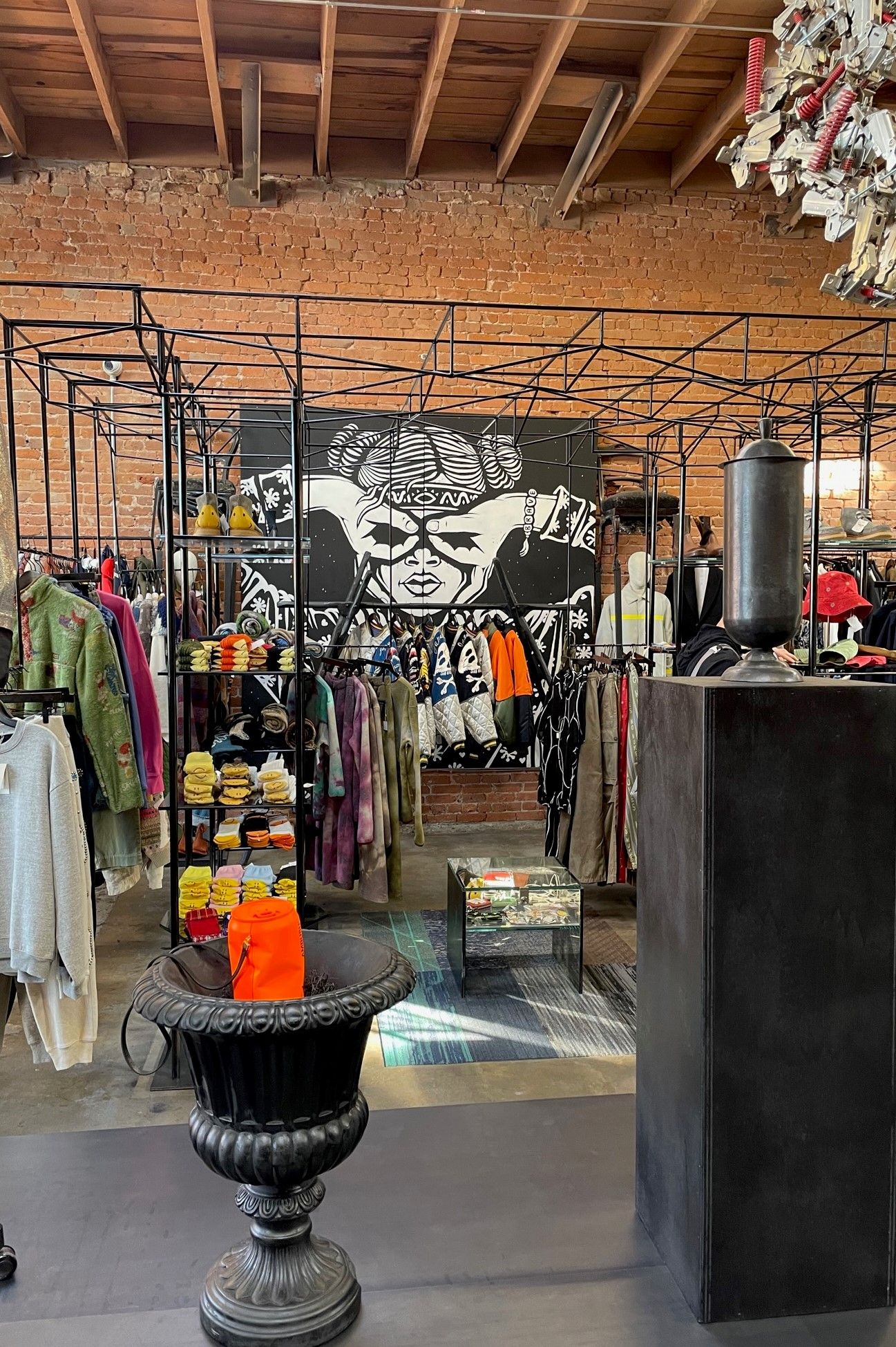 H-Lorenzo-Archive-personal-4