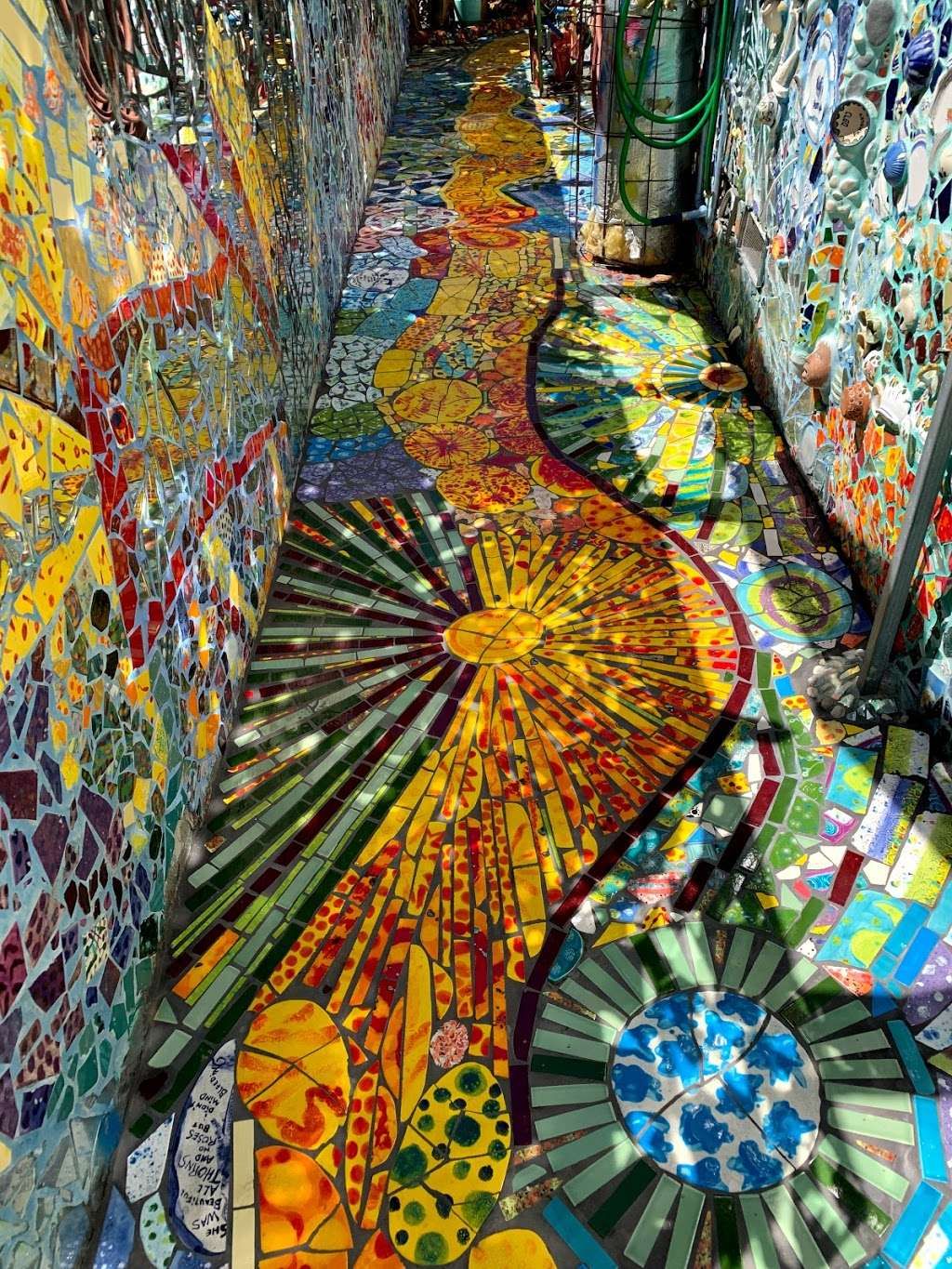 Mosaic-Tile-House-online-9